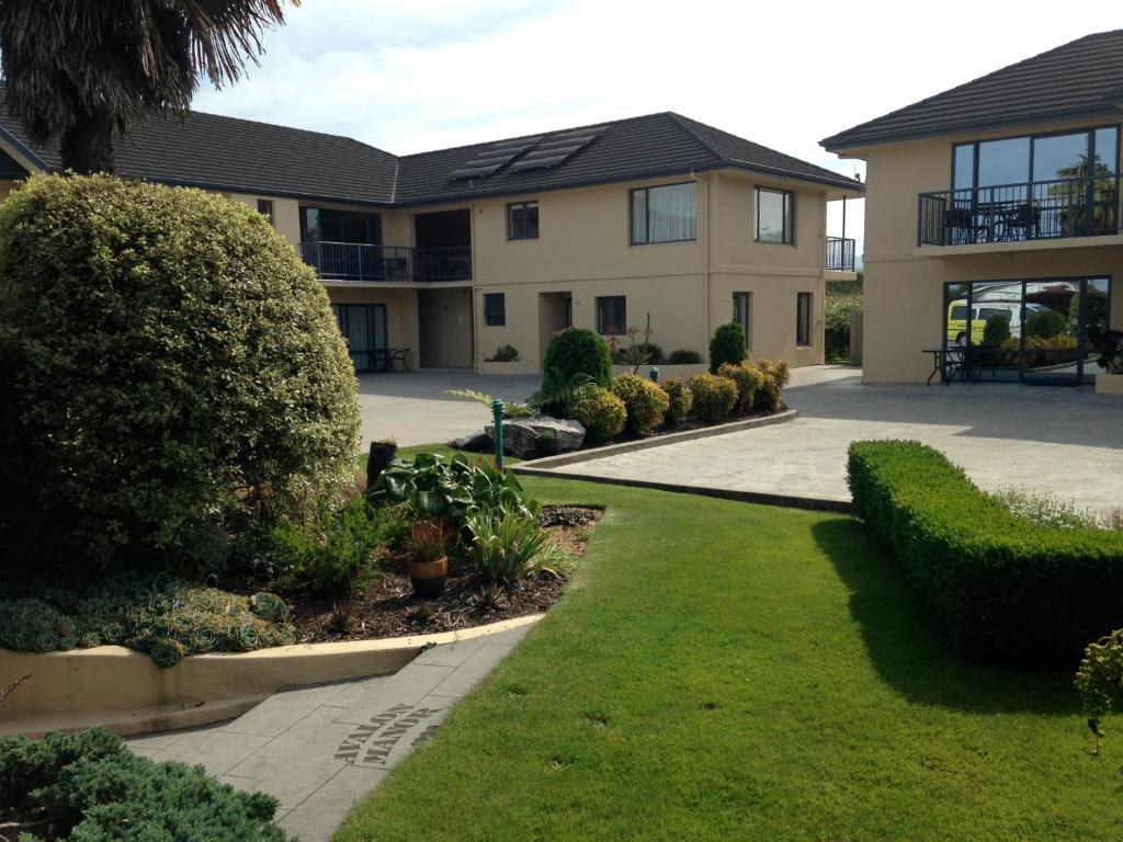 Avalon Manor Motel Motueka Bagian luar foto
