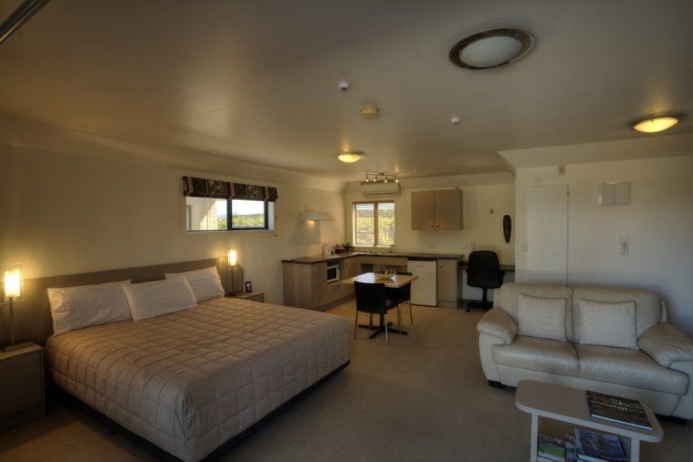 Avalon Manor Motel Motueka Bagian luar foto